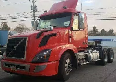 Volvo VNL for sale at Apple truck and Trailer
