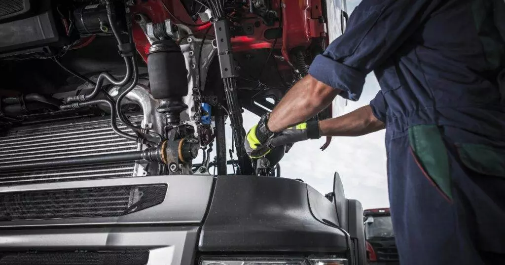 Semi Truck Repair Near Me: How to Quickly Find Reliable Services in Your Area