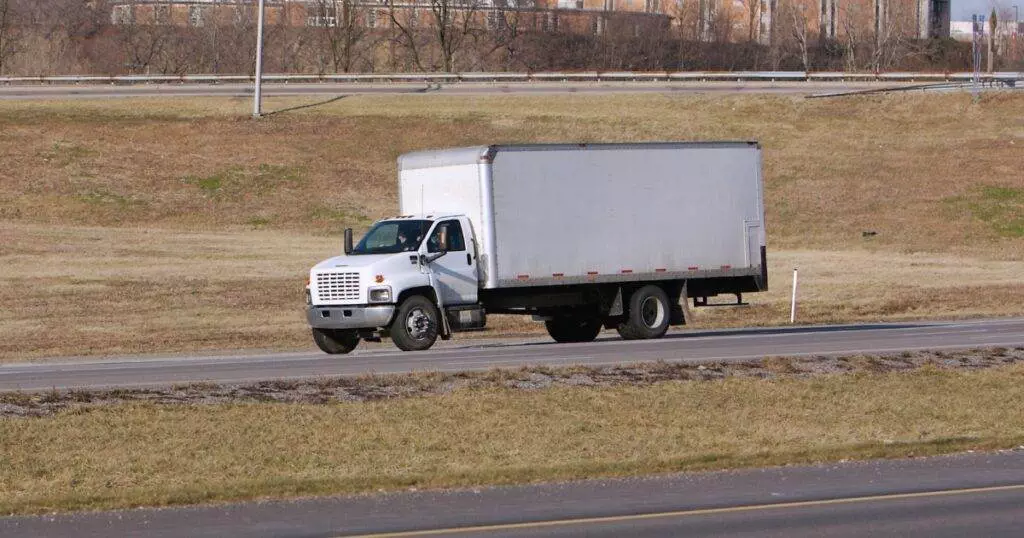 monthly payment - insurance cost - box truck - Massachusetts box truck rentals
