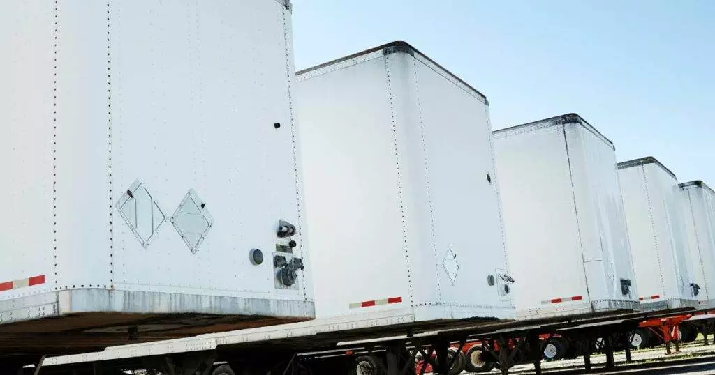 road trailers - Massachusetts rental for containers